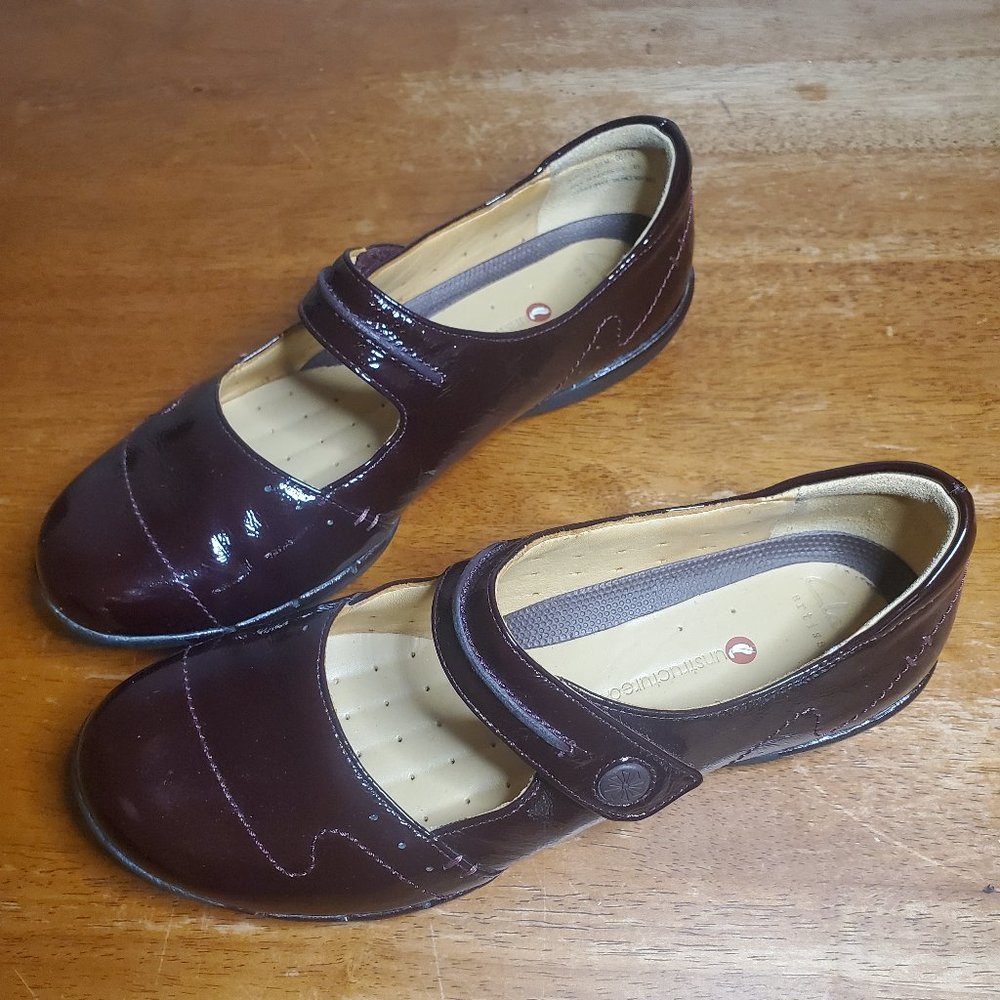 Clarks "Unstructured" Mary Jane style - comfort flat